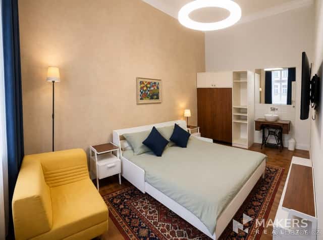Pronájem bytu 1+1, 33 m², Praha 2 – Nové Město, Hálkova, Praha 2