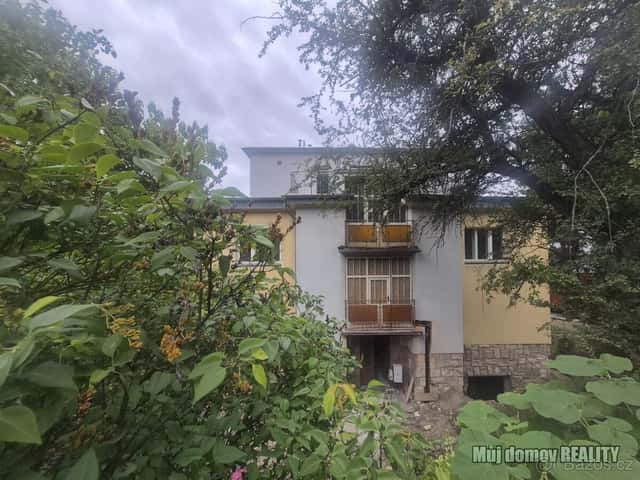 Pronájem nového bytu 1+kk, 30 m and sup2; Na Truhlářce, Pra, Praha 8