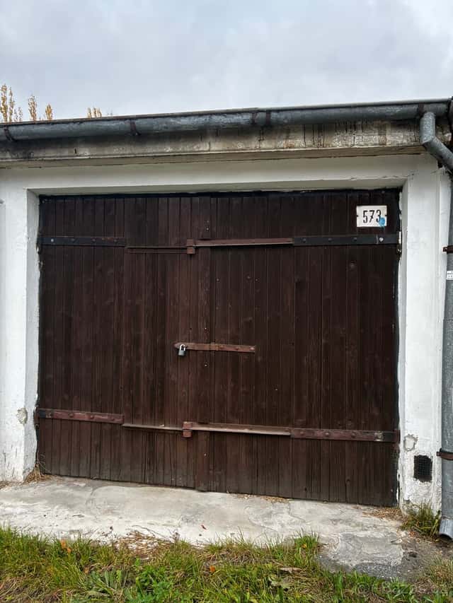 Pronajmu garáž v Mostě, okres Most