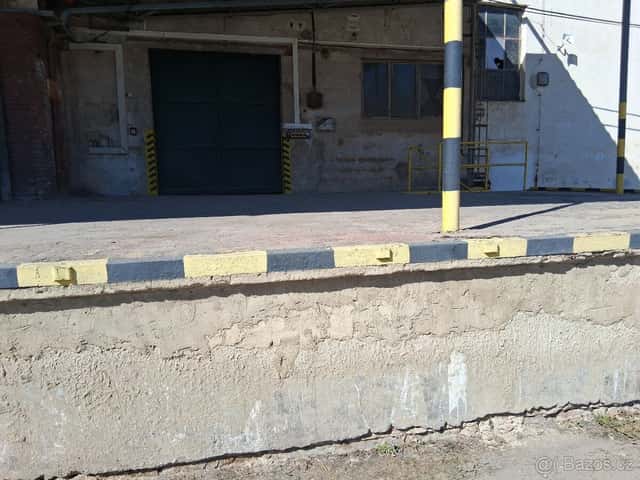 Pronájem nebytového prostoru - 170m2, okres Mělník
