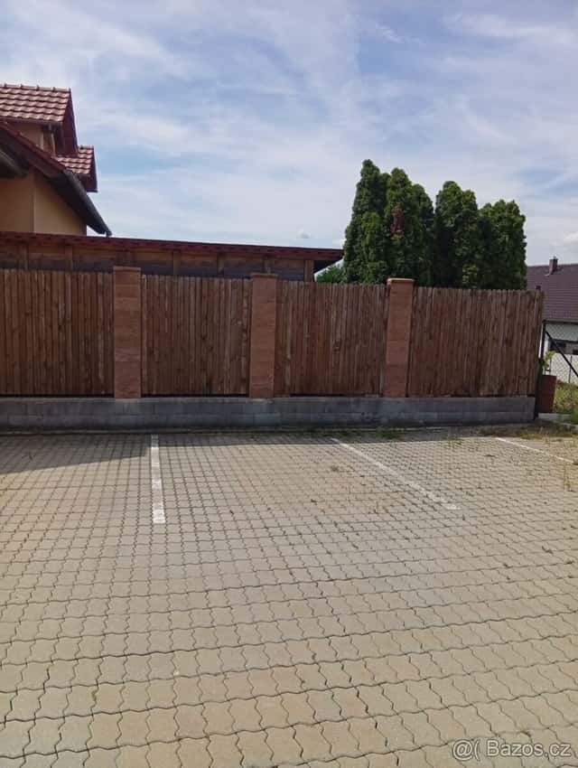 Parkovací místo, okres Uherské Hradiště