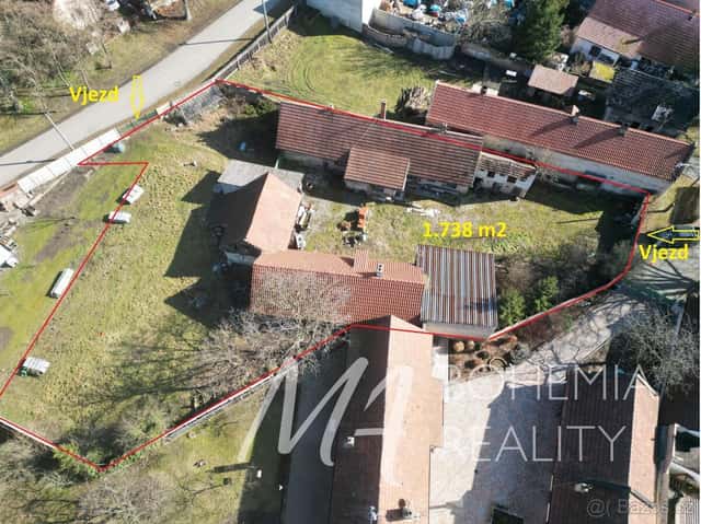 Prodej rodinného domu se zahradou 1.738 m2. Velký Borek - Mě, okres Mělník