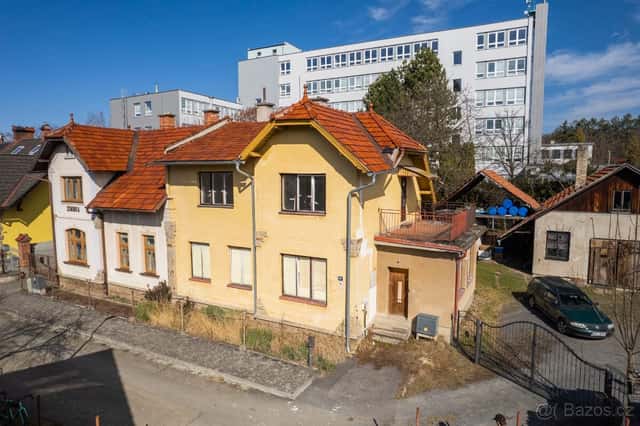 Prodej rodinného domu, Rožnov pod Radhoštěm - centum, okres Vsetín