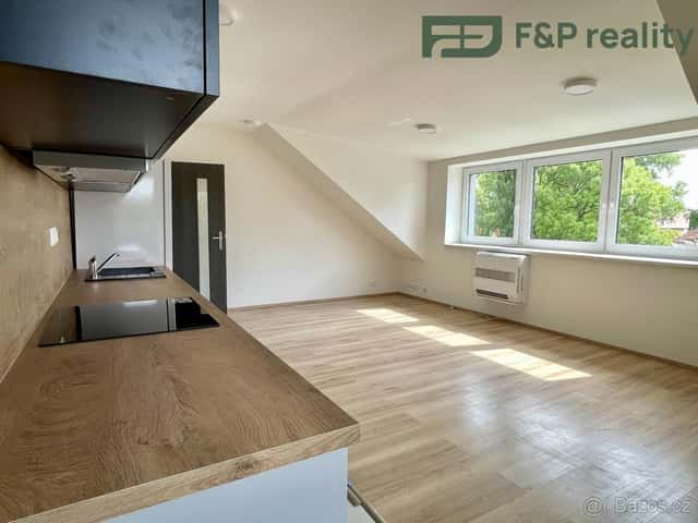 Pronájem bytu 2+kk, 50 m2, Nymburk, okres Nymburk