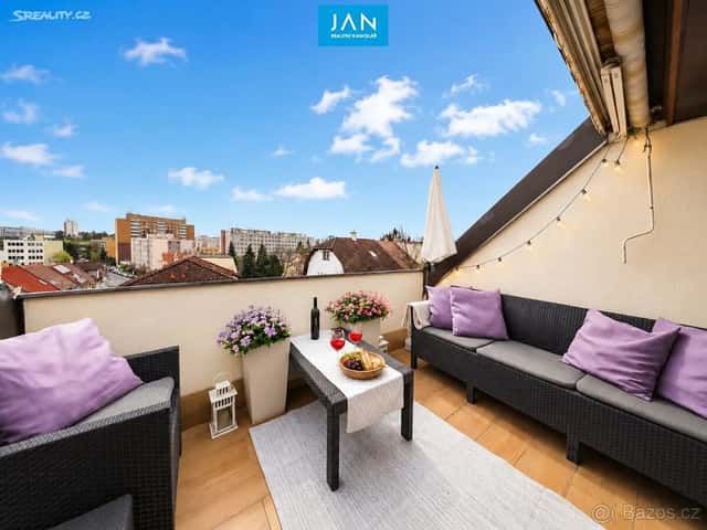 Prodej bytu 3+1 104 m² Pod Lipami, Praha - Žižkov, Praha 3