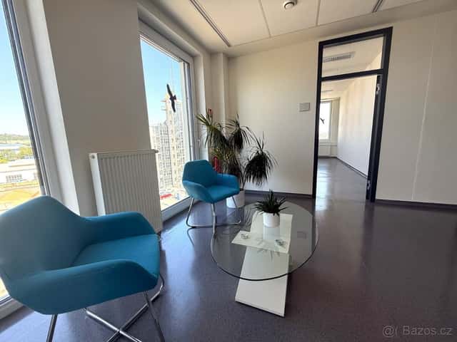 PRONÁJEM MODERNÍ KANCELÁŘE O CELKOVÉ PLOŠE CCA 22,45 M² BRNO, okres Brno-město
