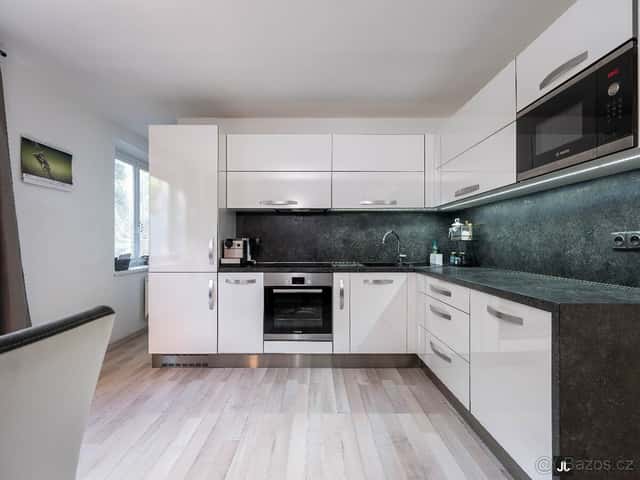 Prodej bytu 3+kk 68,5 m², Gollova, Hradec Králové, Malšovice, okres Hradec Králové