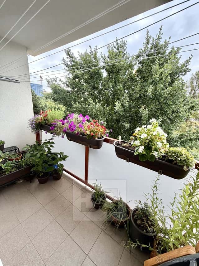 Prodej bytu 4+1, 85 m², lodžie, sklep, Praha 12 – Kamýk, ul., Praha 4