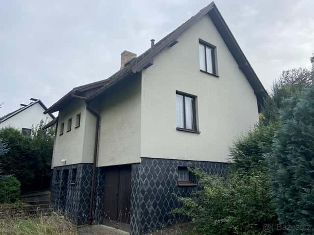 Prodej domu 6+1 se zahradou, obec Březí, část obce Čachrov, okres Klatovy