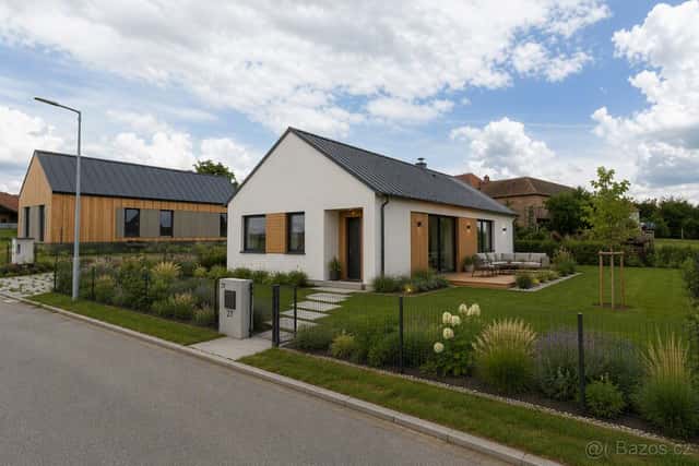 STAVEBNÍ POZEMEK 986 m² KRAKOVANY – SÍTĚ, BEZ RK, okres Kolín