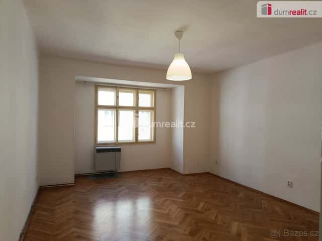 Velmi hezký byt 2+kk po kompletní rekonstrukci, Praha 10 - S, Praha 10