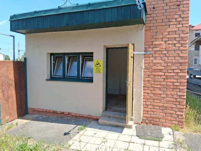 Pronájem nebytového prostoru - 12m2, okres Mělník