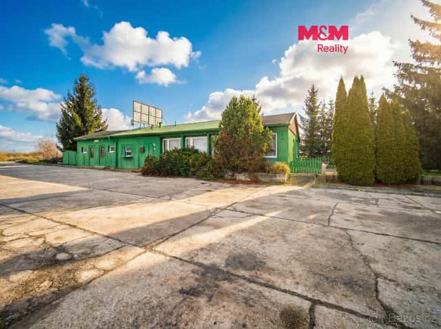 Prodej obchod a služby, 200 m², Lochenice, okres Hradec Králové