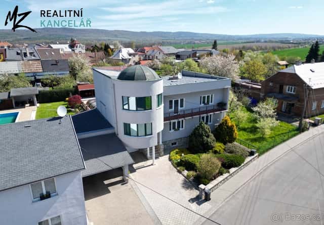 Prodej rodinného domu 300 m², pozemek 631 m² Přáslavice, okres Olomouc