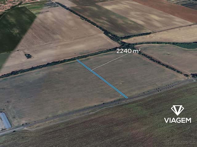 Pole 2 240 m², okres Hodonín