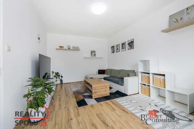 Pronájem, byty/2+1, 57 m2, Vojanova 739/7, Skvrňany, 31800 P, okres Plzeň-město