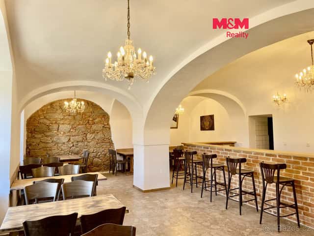 Pronájem restaurace, 300 m², Blatná, ul. náměstí Míru, okres Strakonice