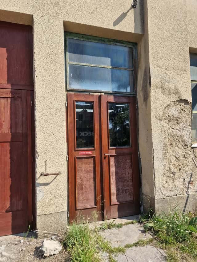 Pronajmu truhlárnu, okres Rychnov nad Kněžnou