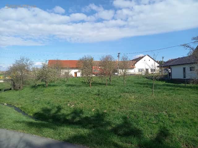 Prodej stavebního pozemku 565 m² Sušice, okres Uherské Hradiště