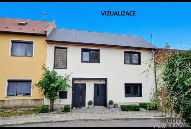 Prodej rodinného domu se 2 bytovými jednotkami a skvělou inv, okres Olomouc