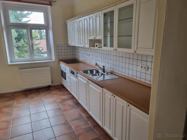 Pronájem bytu 2+1 s balkonem,110 m2, Turnov, okres Semily
