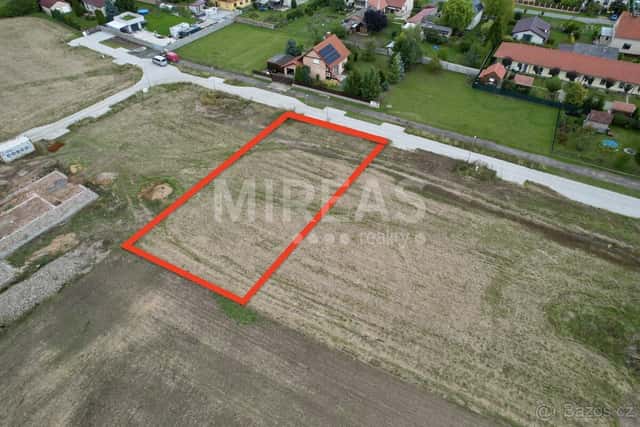 Hořátev, prodej stavebního pozemku 909 m2, okr. Nymburk., okres Nymburk