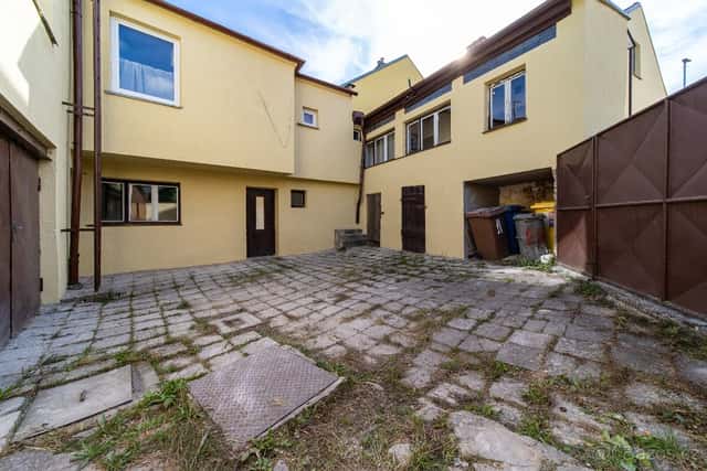 RD s 3 bytovými jednotkami - 3kk, 3kk, 2kk - 15 min od Brna, Brno venkov, okres Brno-venkov