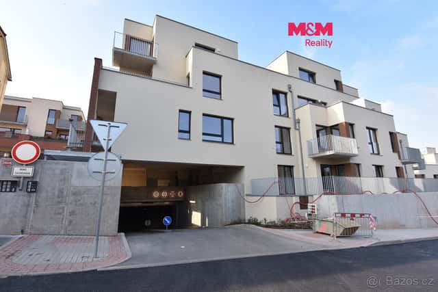 Pronájem garážového stání, 11 m², Brandýs n/L Stará Boleslav, okres Praha-východ
