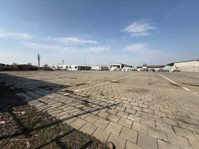 Pronájem komerčního pozemku 1 500 m², Brno-Černovice, okres Brno-město