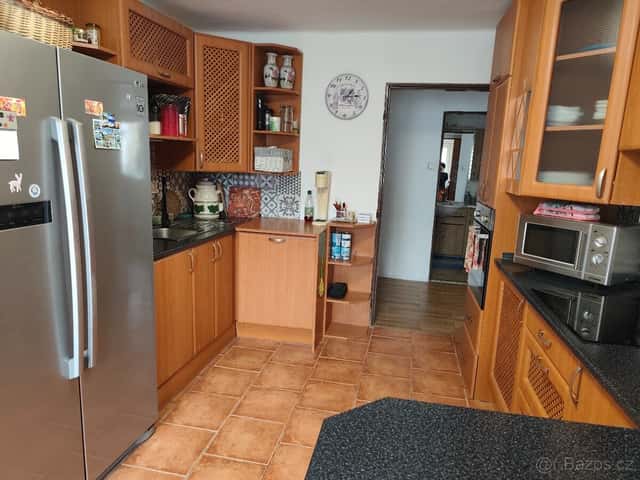 Prodám RD 4+1 s nádvořím a zahradou, okres Znojmo