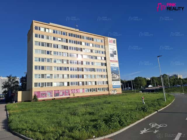 Pronájem bytu 1+kk Hradec Králové, okres Hradec Králové