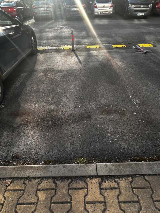 Parkovací místo Praha 9, Bohumínská ulice, okres Praha-východ