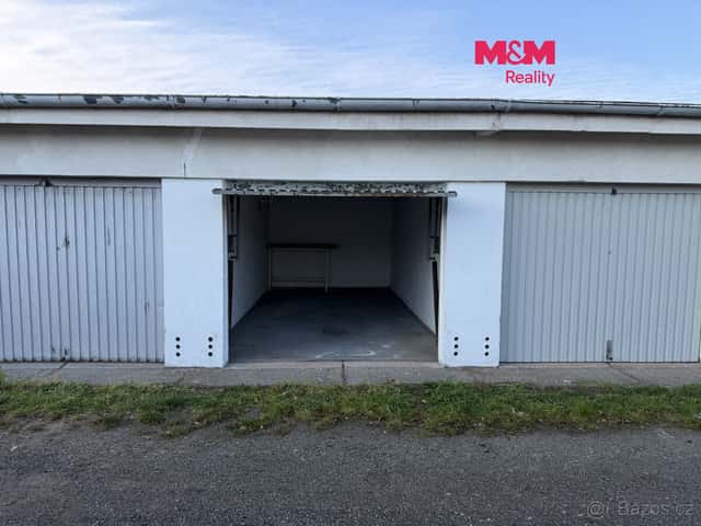Pronájem garáže, 17 m², Hradec Králové - Věkoše, okres Hradec Králové