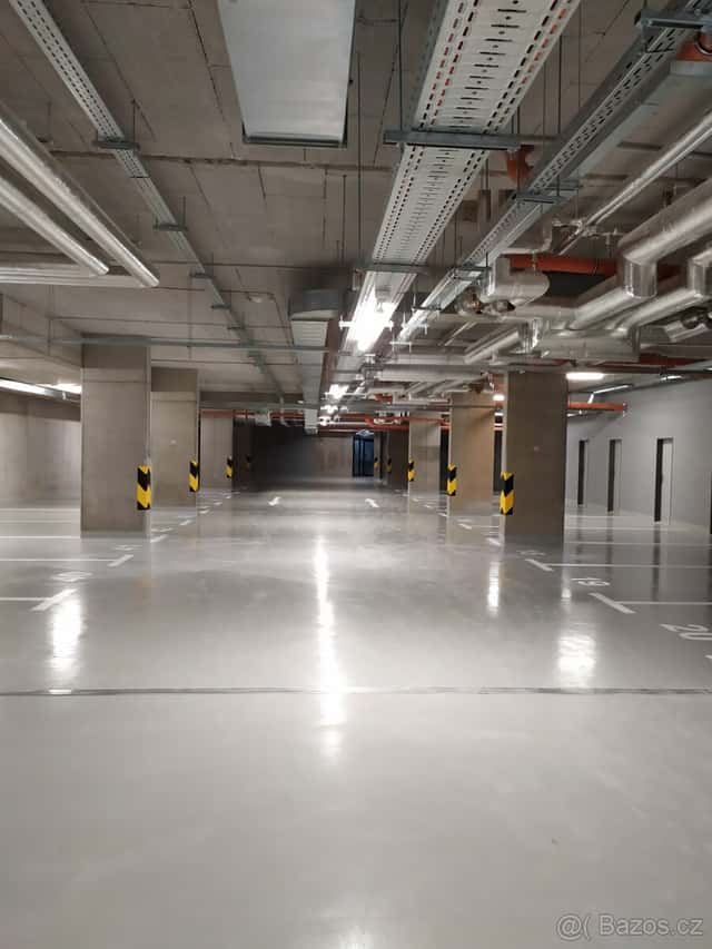 Pronájem garážového stání poblíž centra Olomouce, okres Olomouc