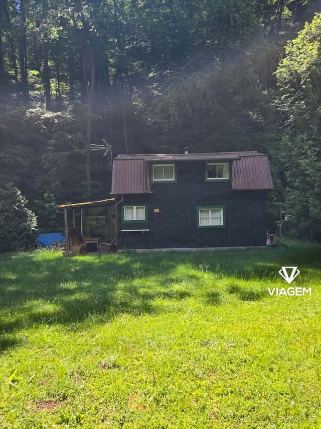 Zahrada 5 068 m², okres Beroun
