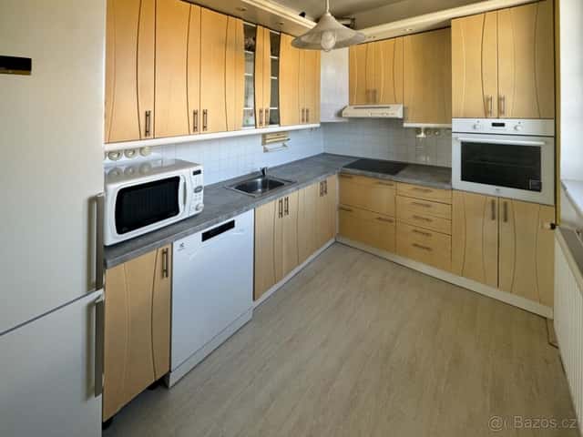Slunný byt 3+1 (75 m²) se 2 lodžiemi na jih, Prostějov, okres Prostějov