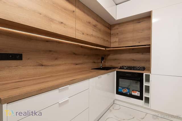 Prodej byt 2 + 1, 56㎡ Karviná 73401, okres Karviná