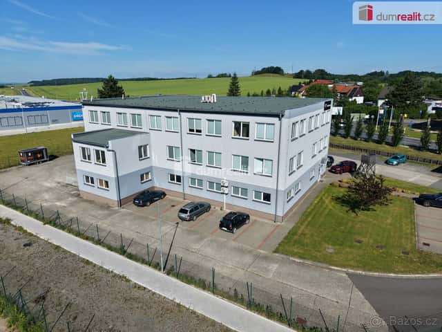 Prodej výrobně-administrativního areálu 1 592 m², pozemek 4, okres Kroměříž