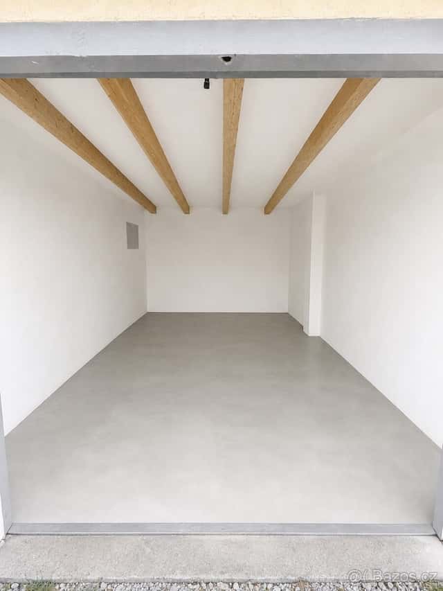 Pronájem garáže, okres Cheb