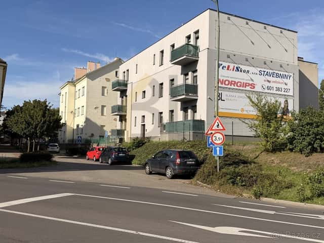 Bytový dům, Hodonín – Nádražní Řádek, okres Hodonín