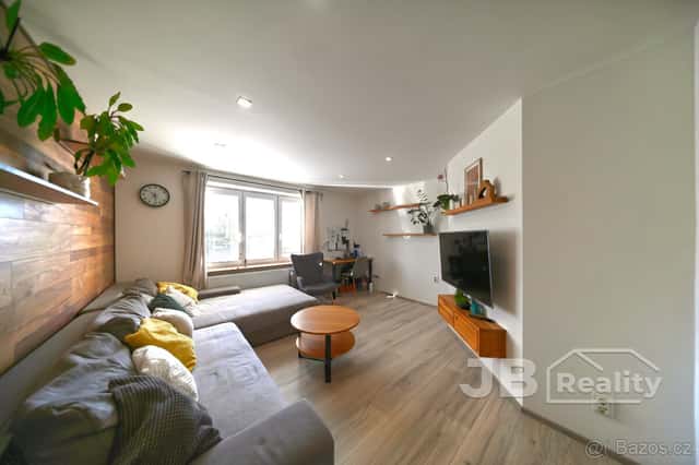 Prodej bytu 3+1 60 m² Lužice, okres Hodonín