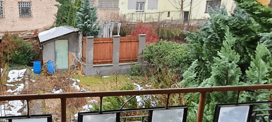SLEVA Pronajmu zahradu s mini chatkou v Aši, okres Cheb