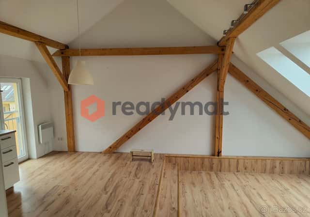 Pronájem byt OV 2+kk, 80 m2 v centru Hodonína, okres Hodonín