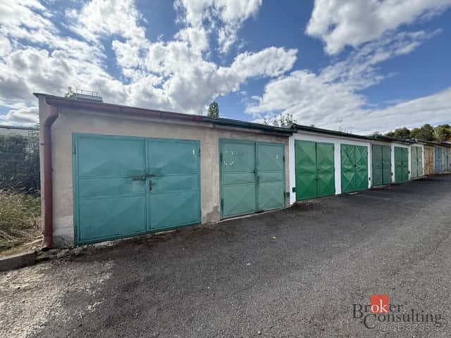 Podnájem, ostatní/garáž, 18 m2, Černovická 4466, 43001 Chomu, okres Chomutov