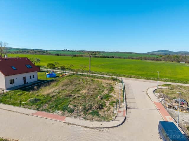 Pozemek 821 m², Točník – Točnický Dvůr, okres Beroun