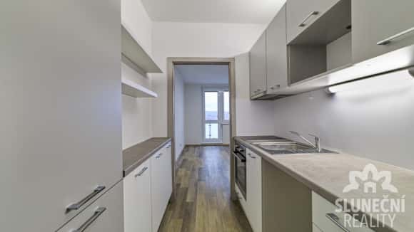 Pronájem zrekonstruovaného bytu 1+kk s balkonem, 27 m², Uher, okres Uherské Hradiště
