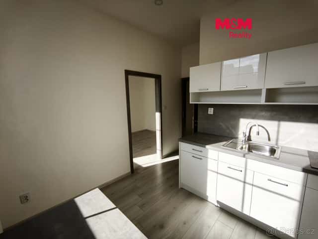 Pronájem bytu 1+1, 28 m², Frýdek-Místek, ul. Růžový pahorek, okres Frýdek-Místek