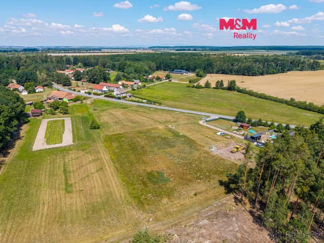 Prodej pozemku k bydlení, 1090 m², Újezd u Sezemic, okres Pardubice