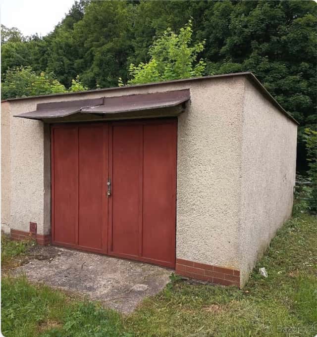 Pronájem garáže 24m2, okres Náchod