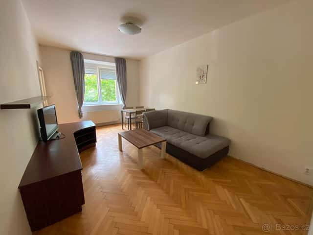Byt 2+1 48 m2, Praha 3